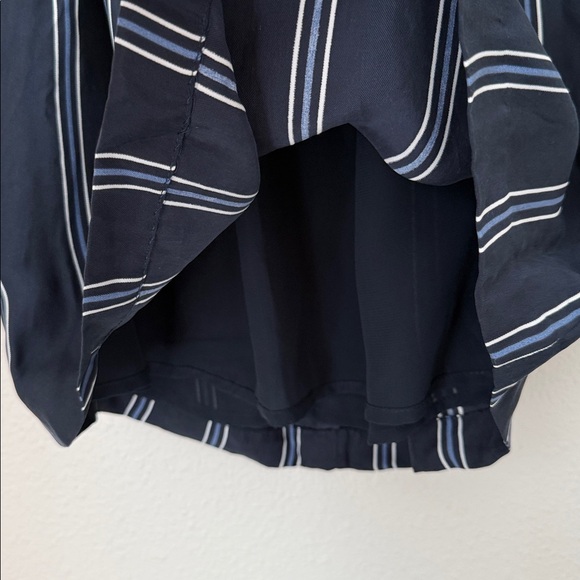 Club Monaco Navy And White Sleeveless Halter Top - Picture 5 of 8